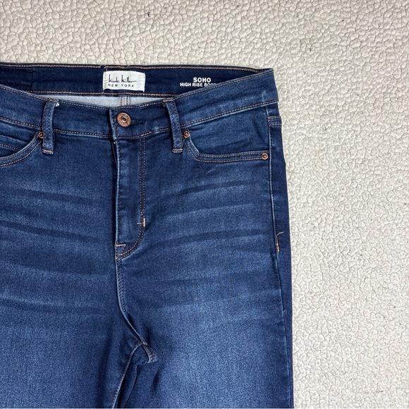 Nicole Miller NY SOHO High Rise Bootcut Women Size 8 Stretch Dark Wash Blue Jean - Picture 3 of 15